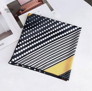 Variantes colorées du Bandana Abondance - Élégance féminine