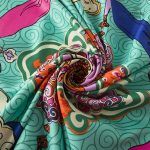 Accessoire artistique - Bandana aux motifs captivants et colorés