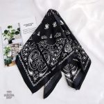 Design unique du bandana Aurora, idéal pour un look stylé