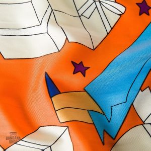 Élégant bandana à motifs pour célébrations nocturnes