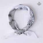 Bandana blanc homme élégant et polyvalent
