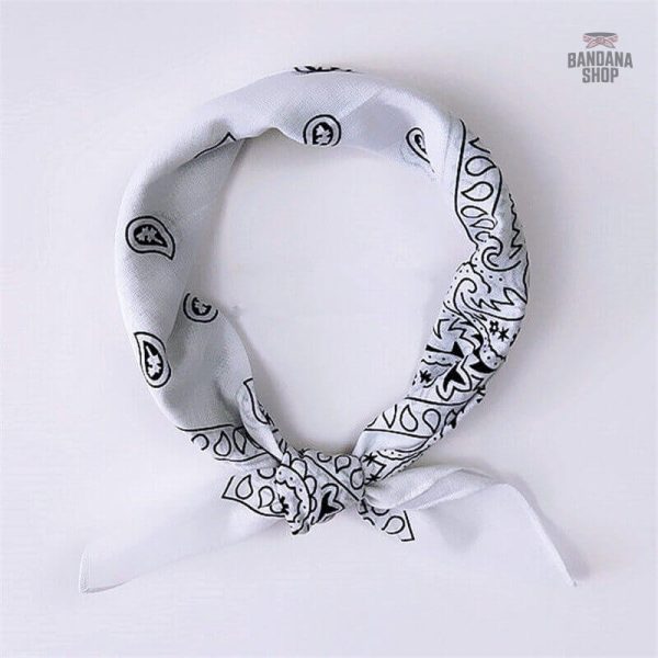 Bandana blanc homme élégant et polyvalent
