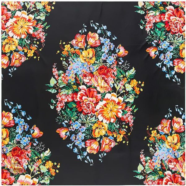 Accessoire tendance : bandana à motifs floraux vivants