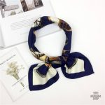 Bandana design élégant avec motif de carrosse