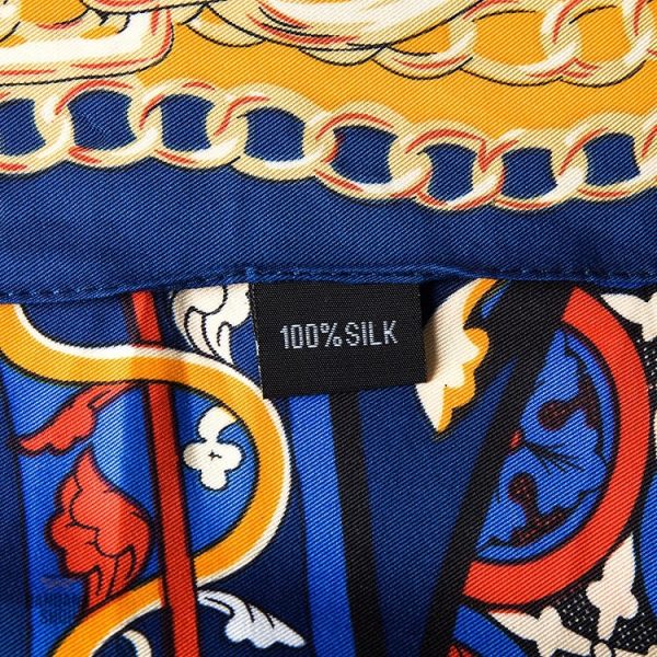 Bandana Châle Impérial pour un look sophistiqué