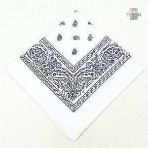 Accessoire mode féminin en blanc