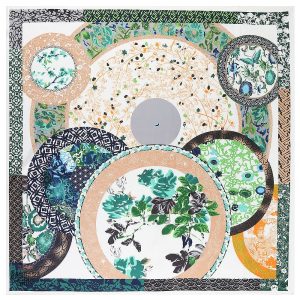 Bandana fleuri harmonieux de