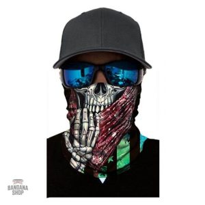 Accessoire tendance avec motif tête de mort en bandana