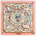 Accessoire mode : grand bandana coloré
