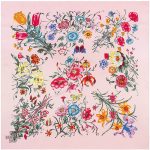 Bandana printanier, parfait pour accessoiriser un look