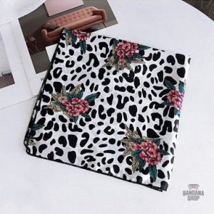 Bandana femme Jupiter, motif unique pour un look tendance