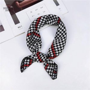 Bandana Justitia femme, accessoire mode élégant et polyvalent