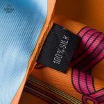 Bandana coloré avec motifs originaux pour un look distinctif