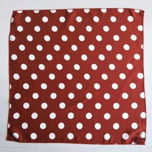 Variantes colorées du bandana Licinia pour un style unique
