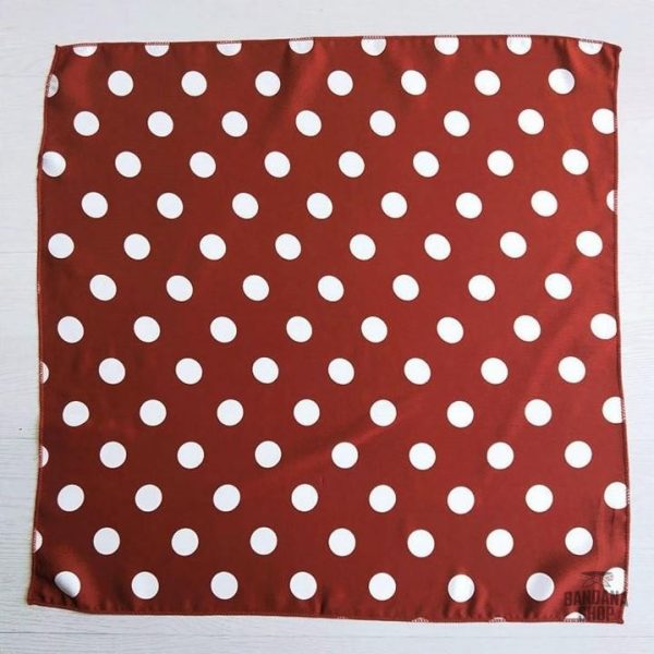 Variantes colorées du bandana Licinia pour un style unique