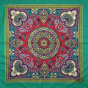 bandana motif indien vert 2