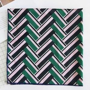 Bandana élégant Nox, accessoire tendance pour femme