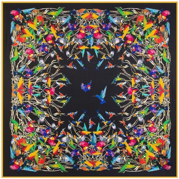 Bandana oiseaux en motif nuageux coloré
