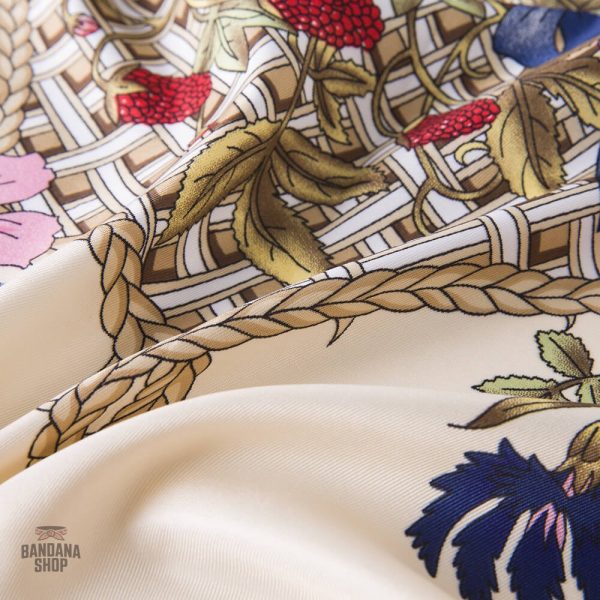 Élégance et créativité réunies dans ce bandana design