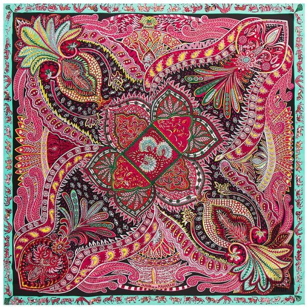 Bandana coloré aux motifs de fleurs
