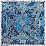 Bandana stylé avec design floral