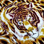 Accessoire mode homme avec motif tigre stylisé
