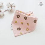 Bavoir Bandana Gourmand pour un style moderne et pratique
