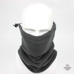 Cache cou gris pour un style élégant et confortable