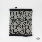 Cache cou, accessoire chic pour l'hiver