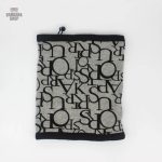 Cache cou, accessoire chic pour l'hiver