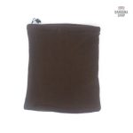 Accessoire de mode : cache cou marron, parfait pour l'hiver