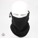 Cache cou noir, accessoire polyvalent et stylé