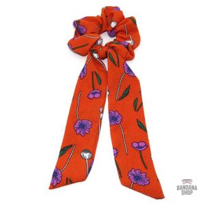 Chouchou foulard orange pour un look stylé