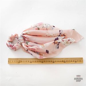 Chouchou rose tendance pour un style chic
